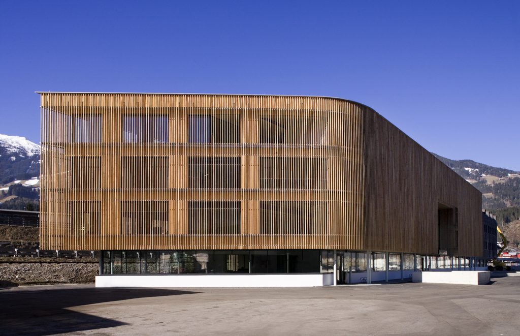 Binder Headquarter, Fügen