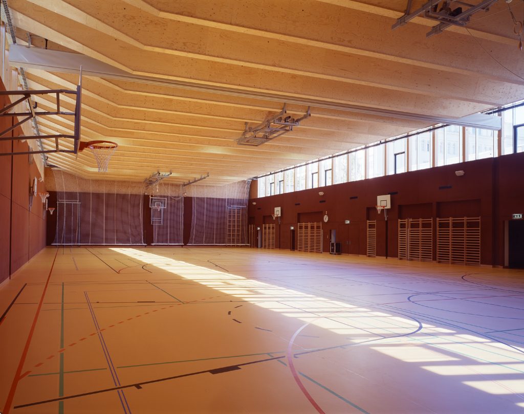 Werkstätten und Doppelturnhalle