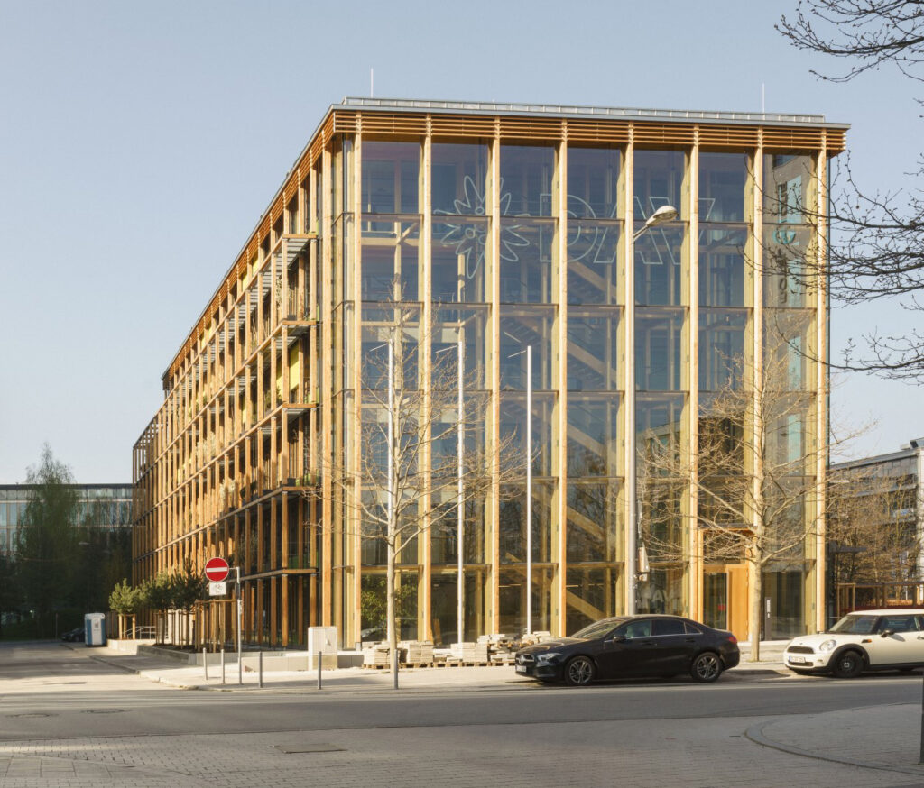 DAV Haus der Berge München ©Sebastian Schels