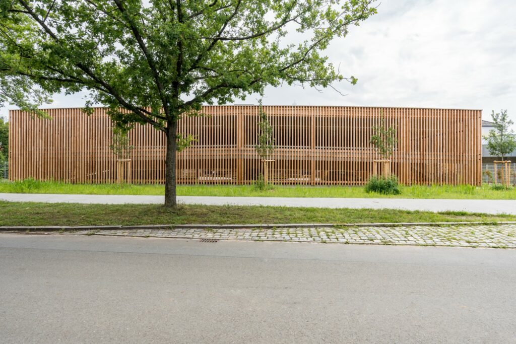Nürnberg Parkdeck BIZ © Roland Wehinger HK Architekten